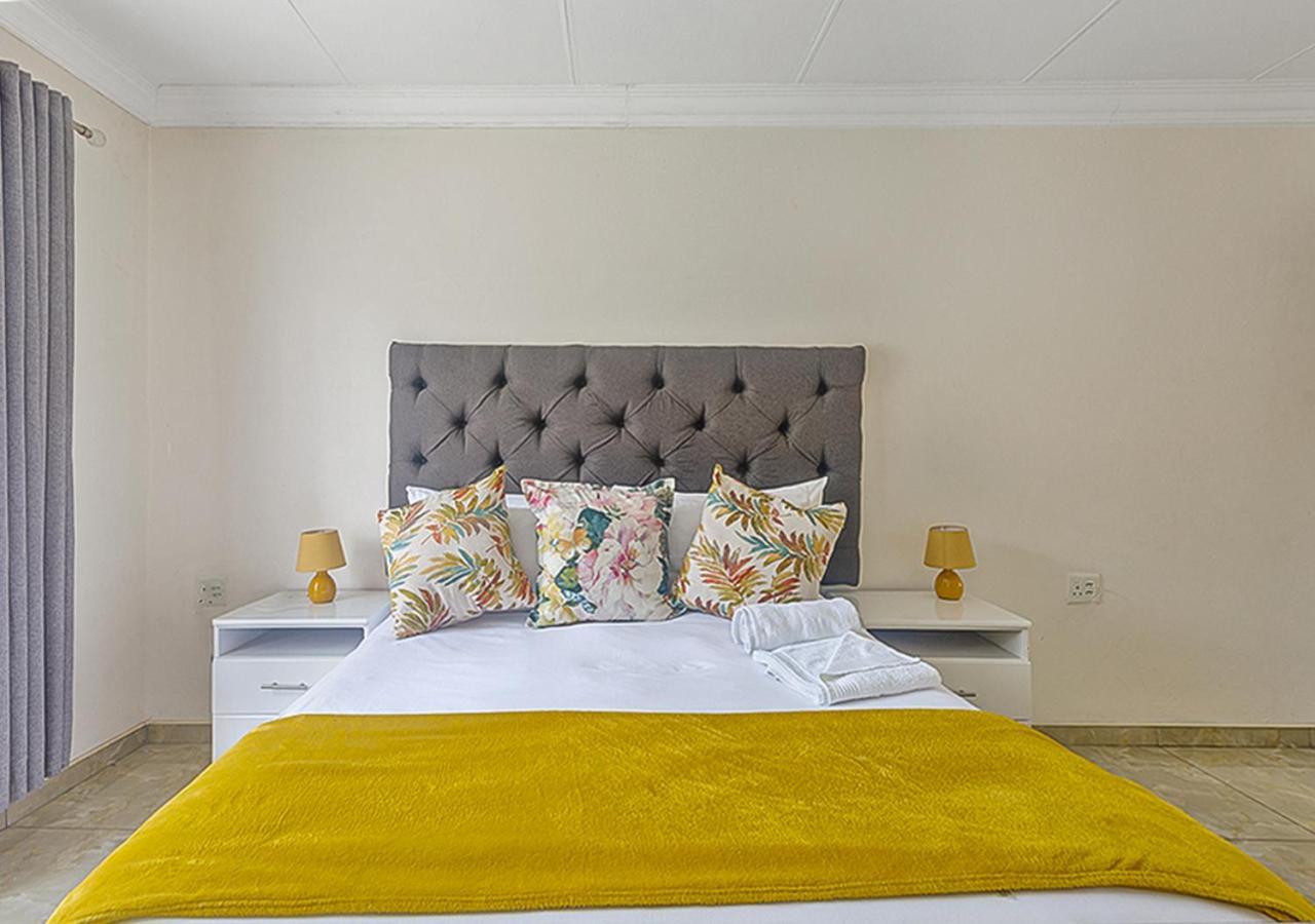 Signature Lodge Kempton Park Bagian luar foto